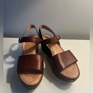 Born sandals!